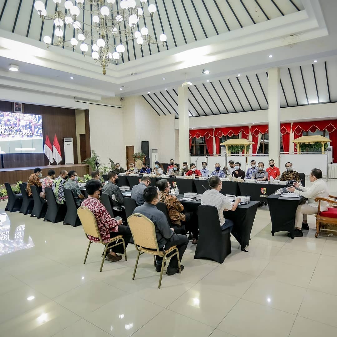 Bupati Jember Rakor dengan Pengusaha Kargo Ikhtiarkan Akselerasi Kegiatan Ekonomi